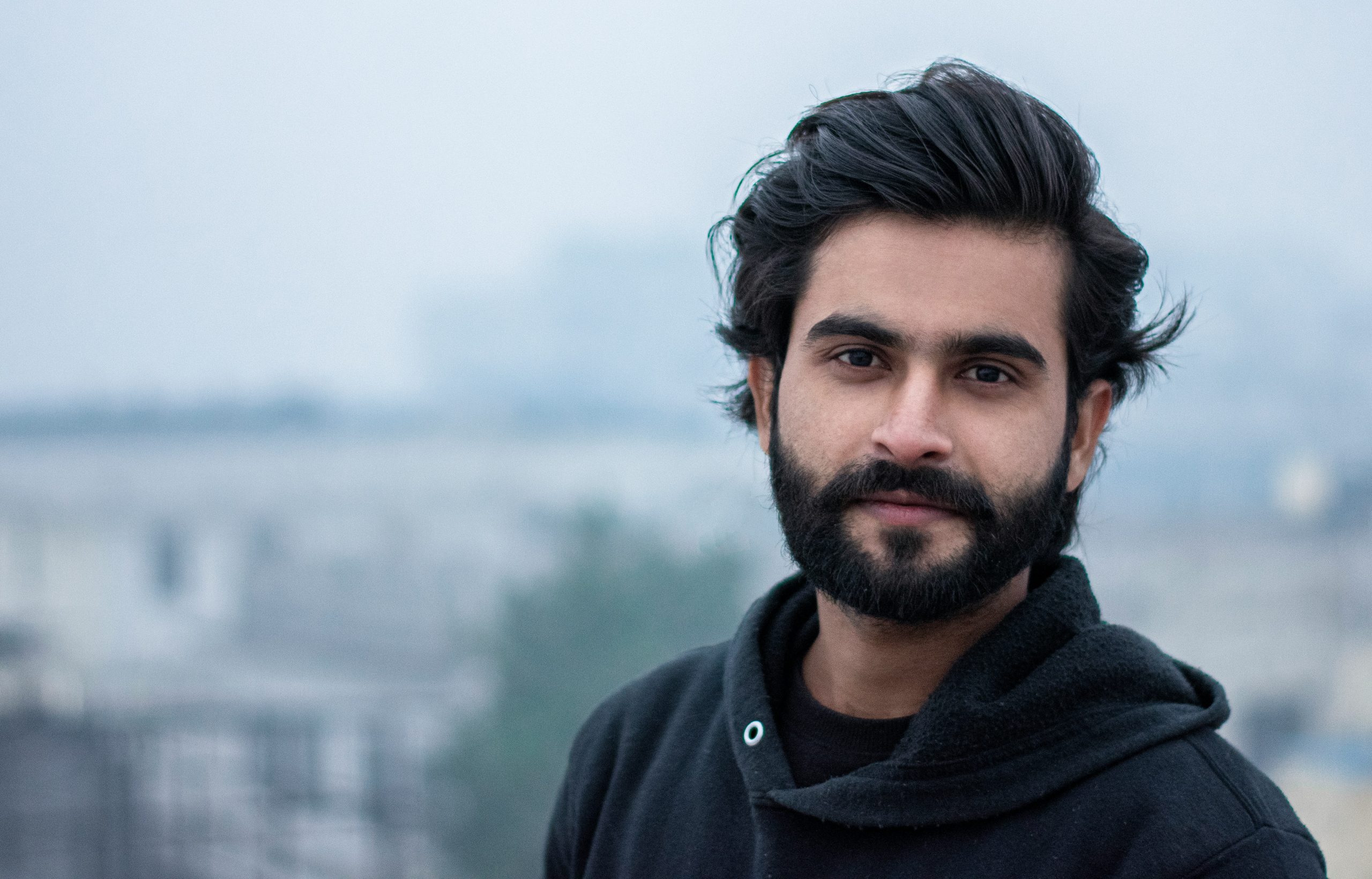 AN INDIAN MEN LOOKING FORWARD